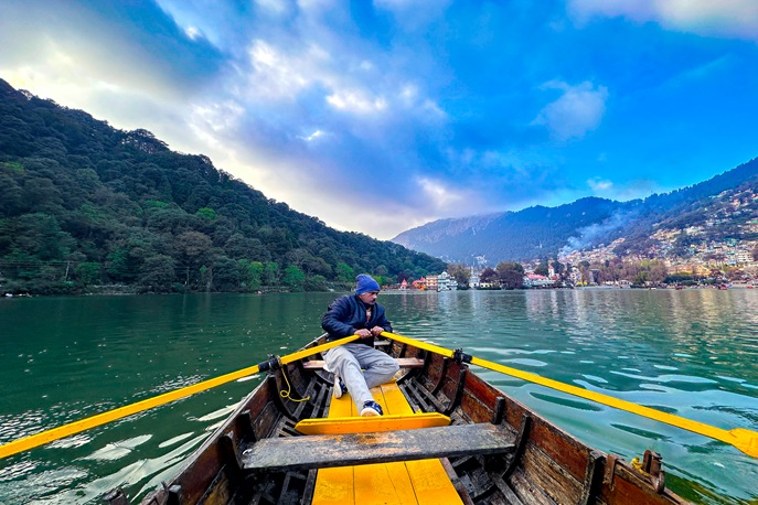 Boat in Nainital Lake