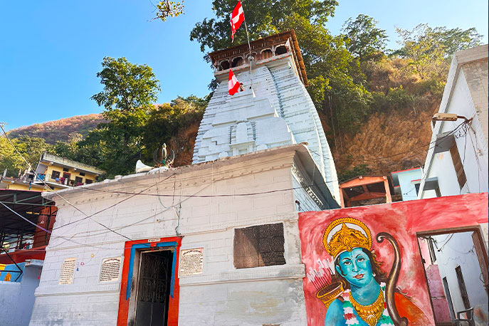 Raghunath-Temple-Devprayag