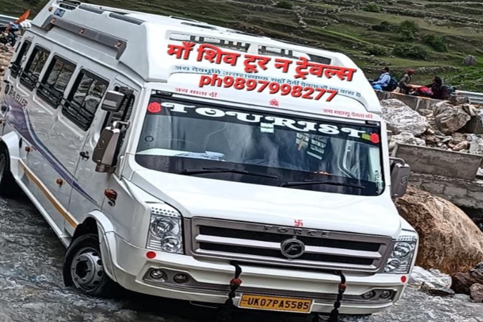 25 Seater Tempo Traveller of Maa Shiv Tour N Travel