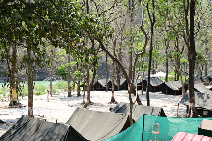 Adventure Guru Company River Side Camping Service
