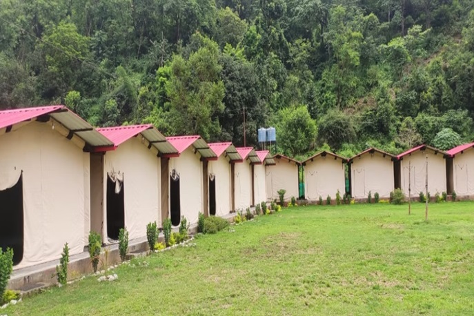 Camping Service by Hills Adventure