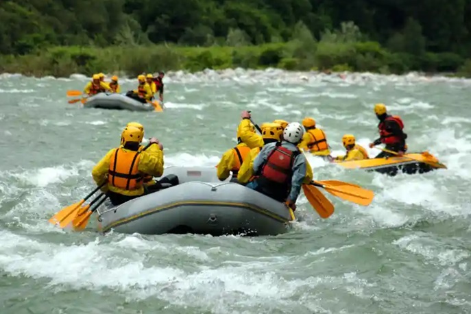 Rafting by Himalayan Tiger Adventure