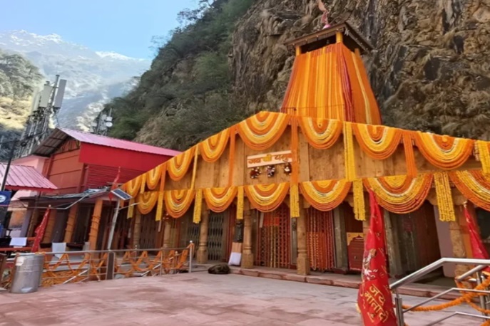 Yamunotri Tour by The Dream Treks
