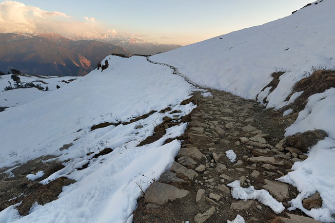 Dayara Bugyal Snow